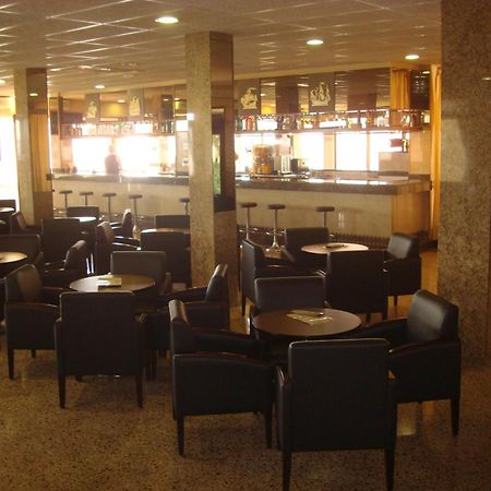 רוזס Hotel Univers מראה חיצוני תמונה
